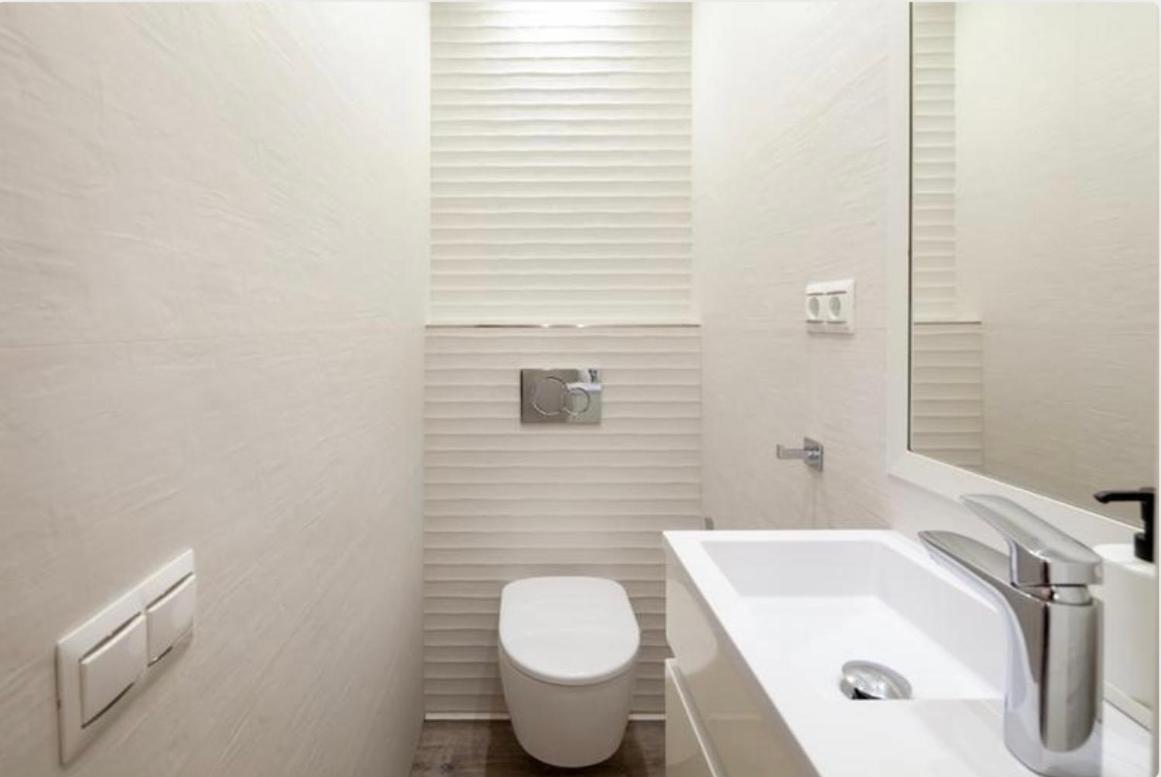 Apartamento Riosol เนร์คา ภายนอก รูปภาพ